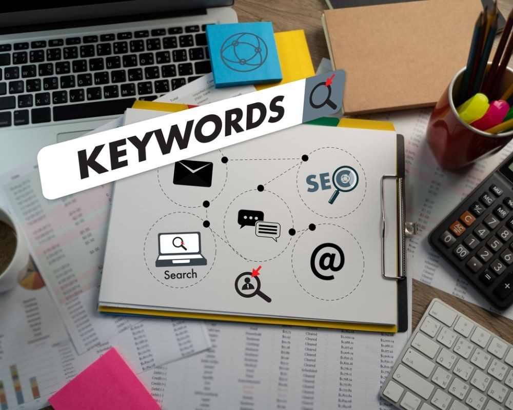 Nghiên cứu từ khóa sẽ giúp doanh nghiệp xây dựng tuyến nội dung trên website phù hợp với mục đích tìm kiếm của người dùng